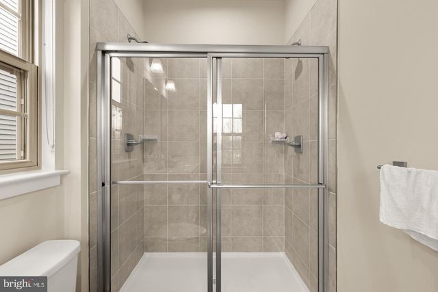 9639 TALL OAKS RD, Montgomery Village, MD 20886