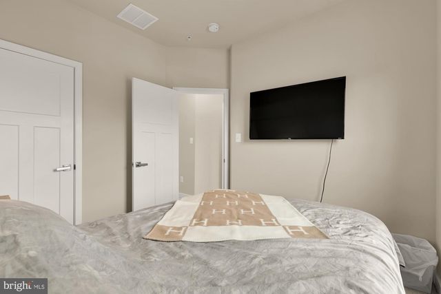 9639 TALL OAKS RD, Montgomery Village, MD 20886