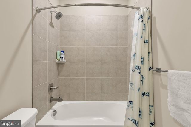 9639 TALL OAKS RD, Montgomery Village, MD 20886