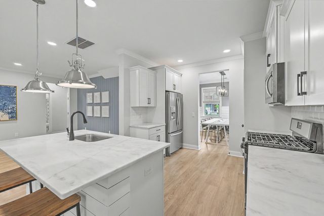107 Windward Drive, Summerville, SC 29485