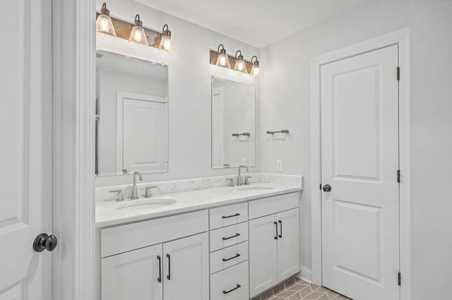 107 Windward Drive, Summerville, SC 29485