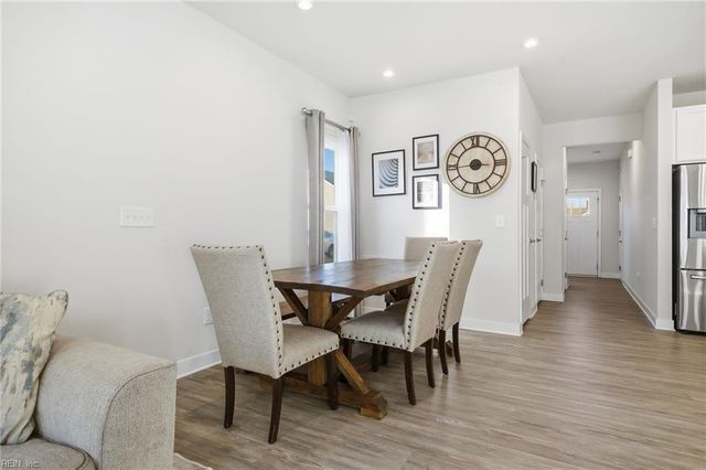 541 Bright Red RN, Chesapeake, VA 23323