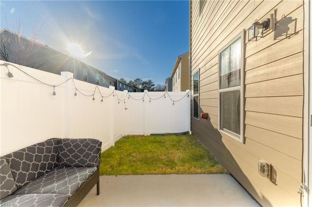 541 Bright Red RN, Chesapeake, VA 23323