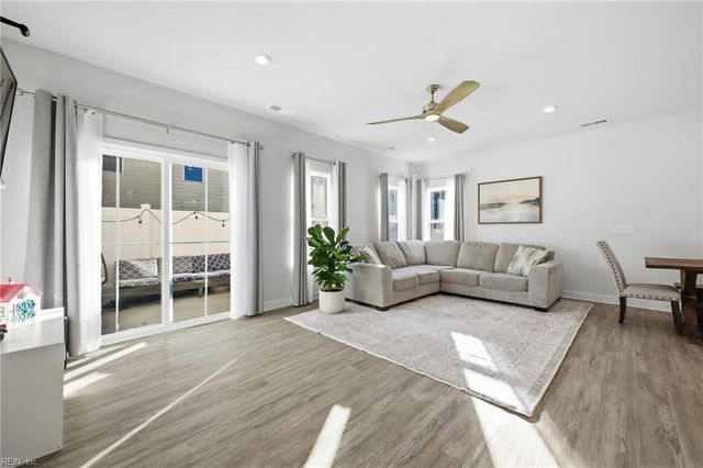 541 Bright Red RN, Chesapeake, VA 23323