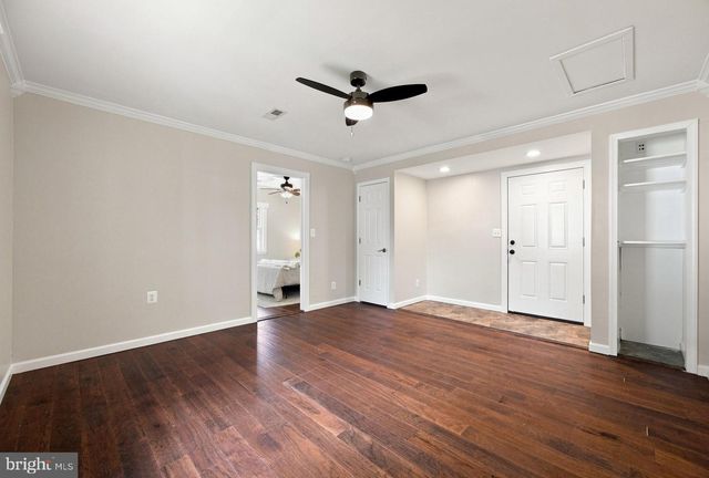9117 3RD ST, Lanham, MD 20706