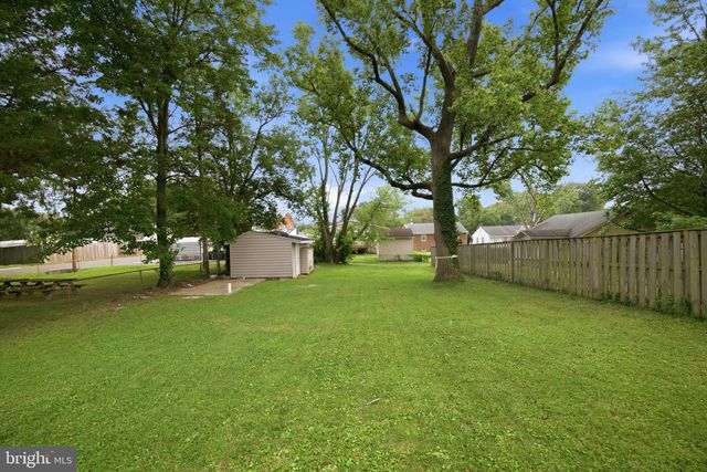 9117 3RD ST, Lanham, MD 20706