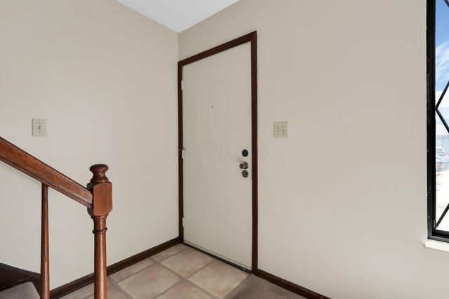 5562 Cartwright Lane, 13, Columbus, OH 43231