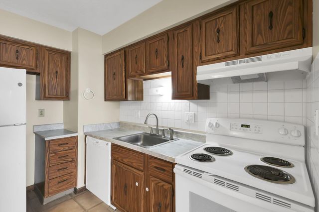 5562 Cartwright Lane, 13, Columbus, OH 43231