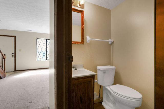 5562 Cartwright Lane, 13, Columbus, OH 43231