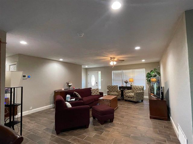 5103 NW Cherry, Lawton, OK 73505