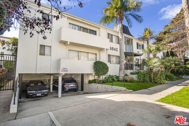 1042 6th Street, Santa Monica, CA 90403