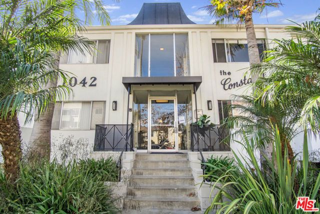 1042 6th Street, Santa Monica, CA 90403