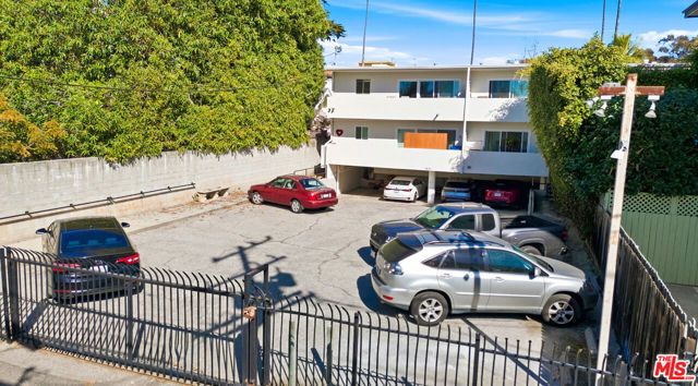 1042 6th Street, Santa Monica, CA 90403