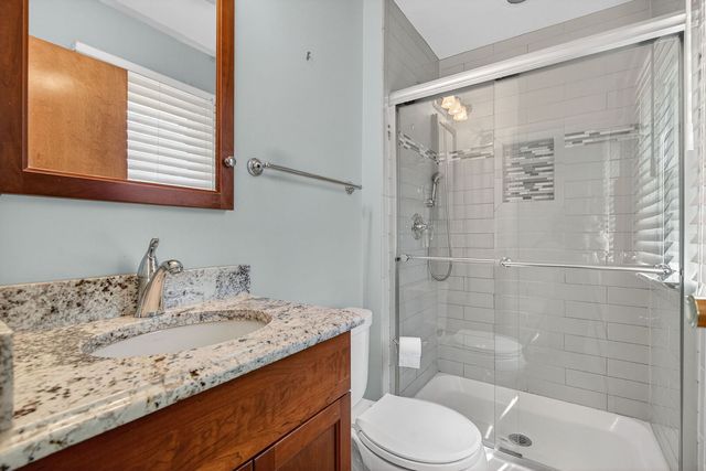 6 Charlestown Court, Bolingbrook, IL 60440