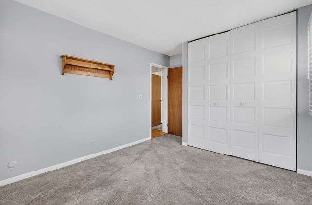 6 Charlestown Court, Bolingbrook, IL 60440