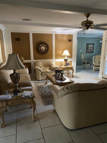 15518 Dawnbrook Dr, Houston, TX 77068