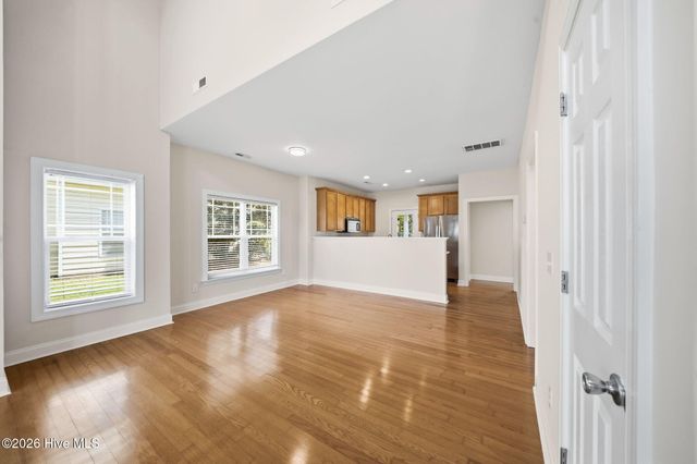 102 Phoebee Court, Hampstead, NC 28443