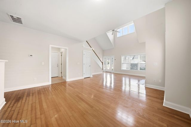 102 Phoebee Court, Hampstead, NC 28443