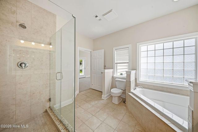 102 Phoebee Court, Hampstead, NC 28443