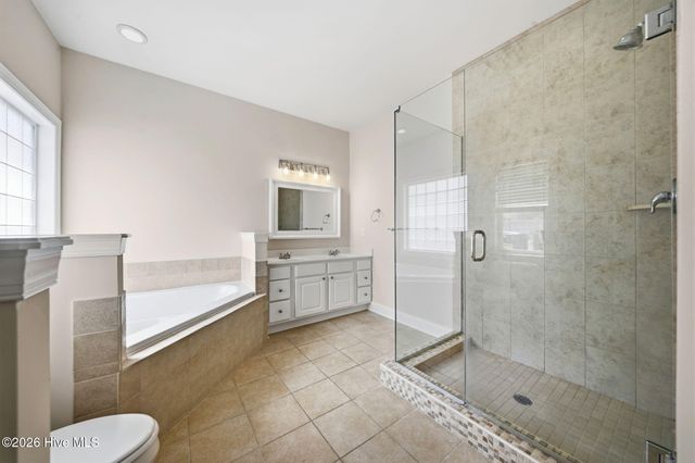 102 Phoebee Court, Hampstead, NC 28443