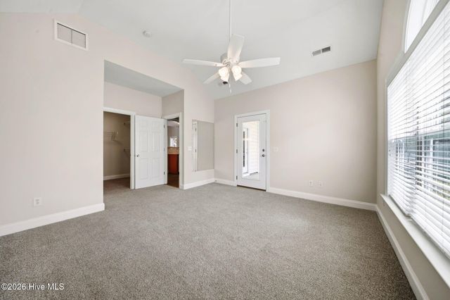 102 Phoebee Court, Hampstead, NC 28443