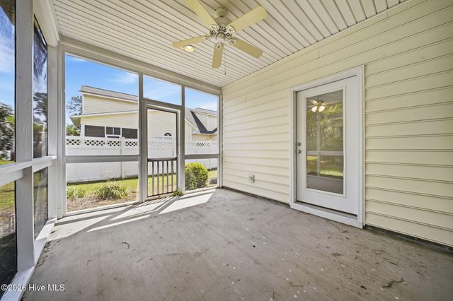 102 Phoebee Court, Hampstead, NC 28443