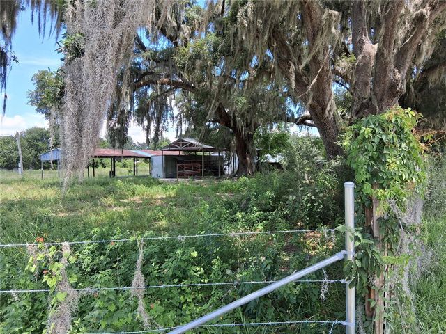 11470 CR 727, Webster, FL 33597