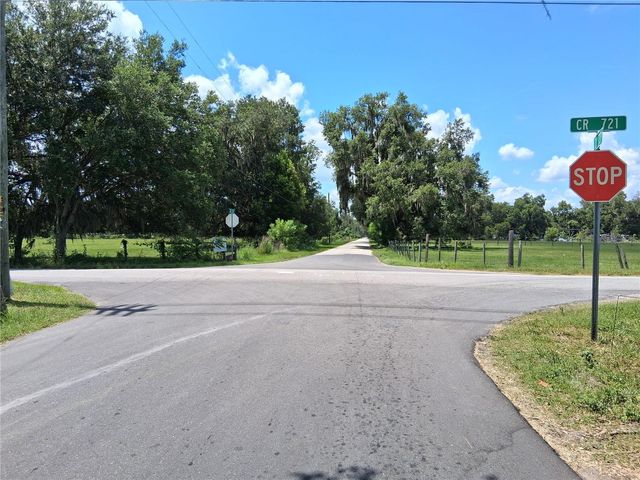 11470 CR 727, Webster, FL 33597
