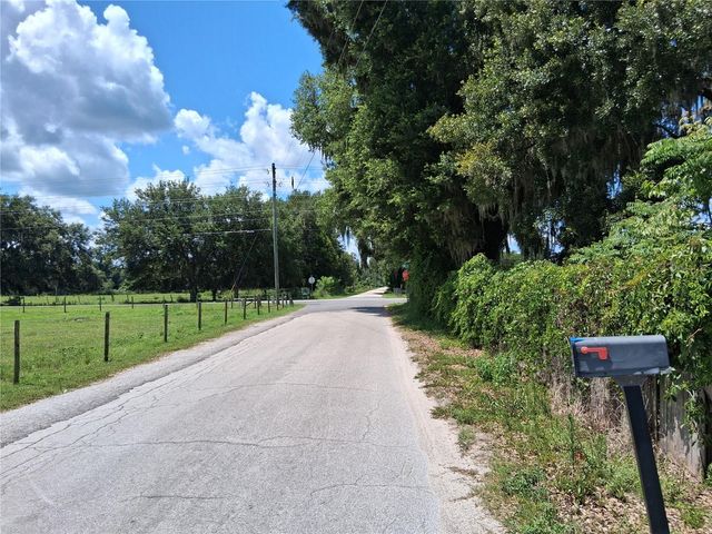 11470 CR 727, Webster, FL 33597