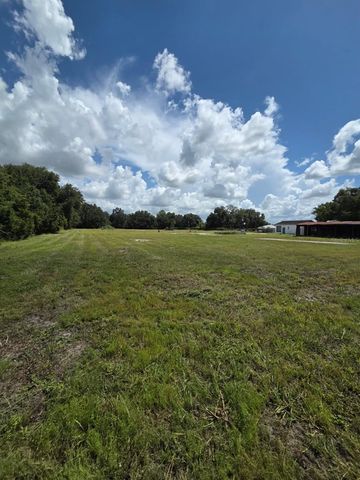 11470 CR 727, Webster, FL 33597