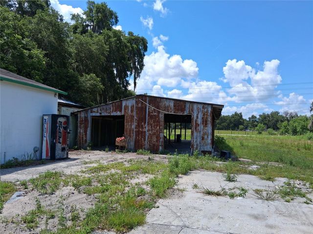 11470 CR 727, Webster, FL 33597
