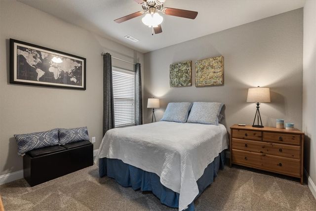 5311 S 60th Place, Rogers, AR 72758