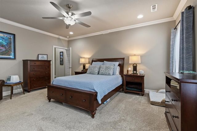 5311 S 60th Place, Rogers, AR 72758