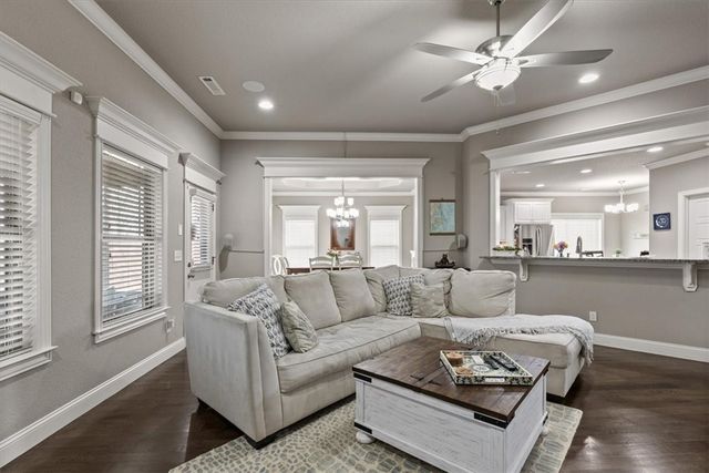 5311 S 60th Place, Rogers, AR 72758