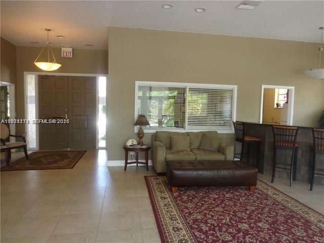 800 Cypress Park Way J1, Deerfield Beach, FL 33064