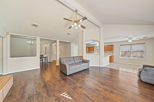 12407 Fox Trace Lane, Houston, TX 77066