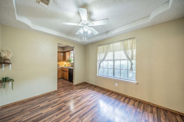 1517 Meadow Court, Midlothian, TX 76065