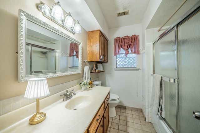 1517 Meadow Court, Midlothian, TX 76065