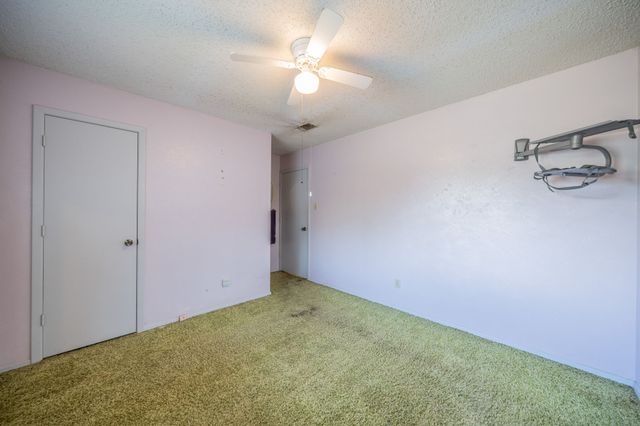 1517 Meadow Court, Midlothian, TX 76065