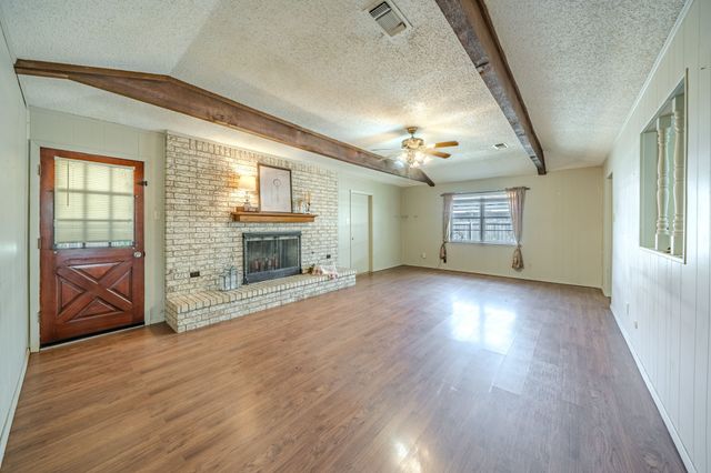 1517 Meadow Court, Midlothian, TX 76065