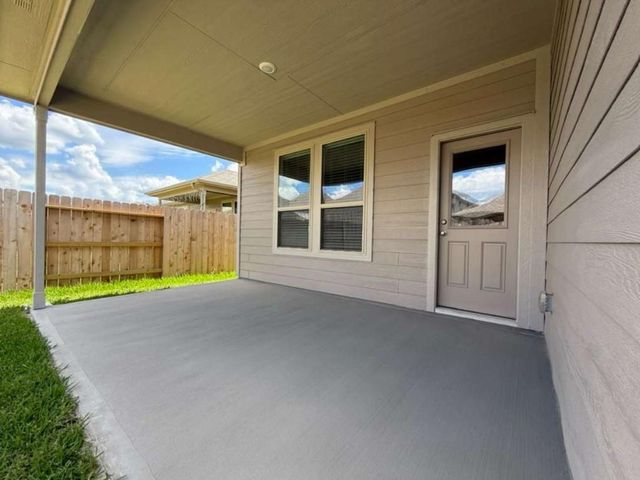 15349 Dapple Bluff Lane, Conroe, TX 77302