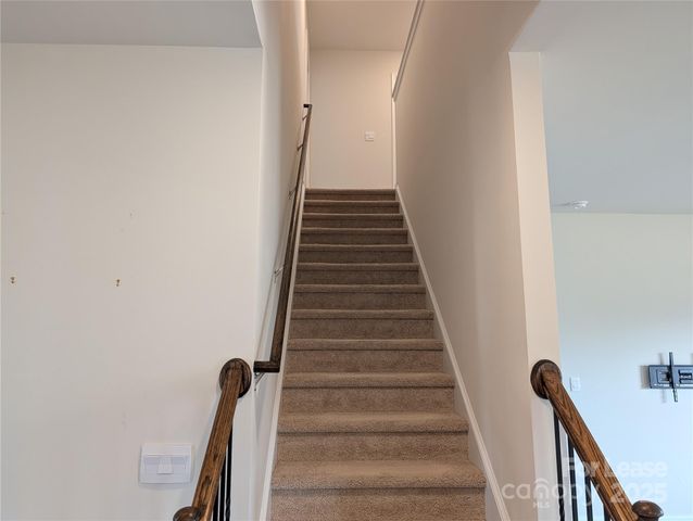 10731 Claystone Drive, Davidson, NC 28036