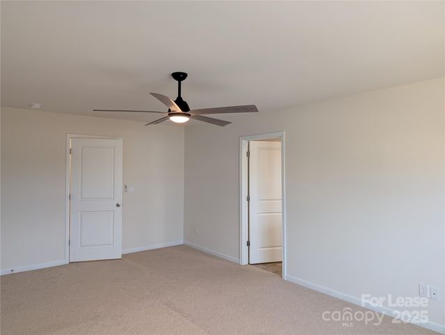 10731 Claystone Drive, Davidson, NC 28036