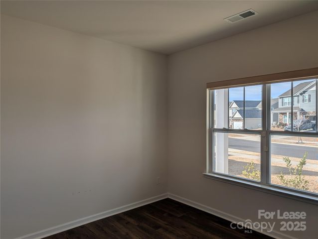 10731 Claystone Drive, Davidson, NC 28036