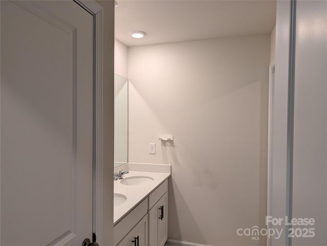 10731 Claystone Drive, Davidson, NC 28036