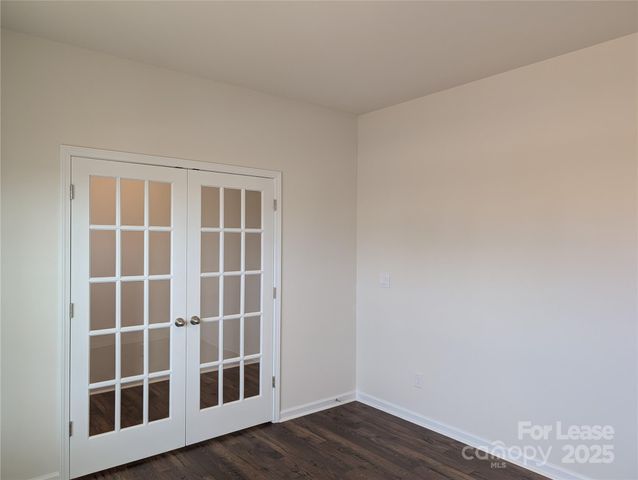 10731 Claystone Drive, Davidson, NC 28036