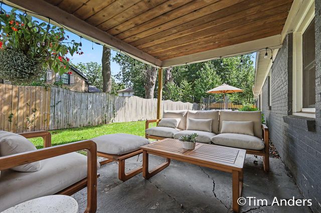 1414 Rosalind Road SE, East Grand Rapids, MI 49506