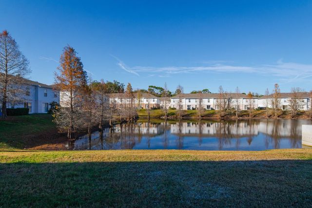 4518 ASHBURN SQUARE DRIVE, Tampa, FL 33610