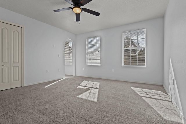 4518 ASHBURN SQUARE DRIVE, Tampa, FL 33610