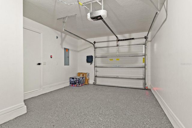 4518 ASHBURN SQUARE DRIVE, Tampa, FL 33610